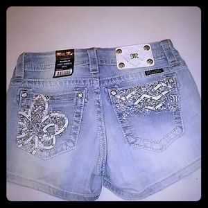 Miss Me mid-rise Easy shorts